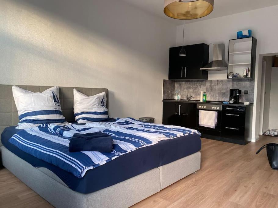 Innenstadt Refugium In Ruhiger Wasserlage+Balkon Leipzig Bagian luar foto