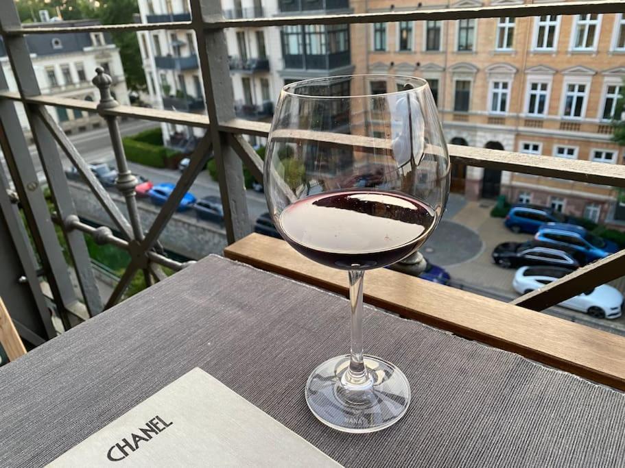 Innenstadt Refugium In Ruhiger Wasserlage+Balkon Leipzig Bagian luar foto