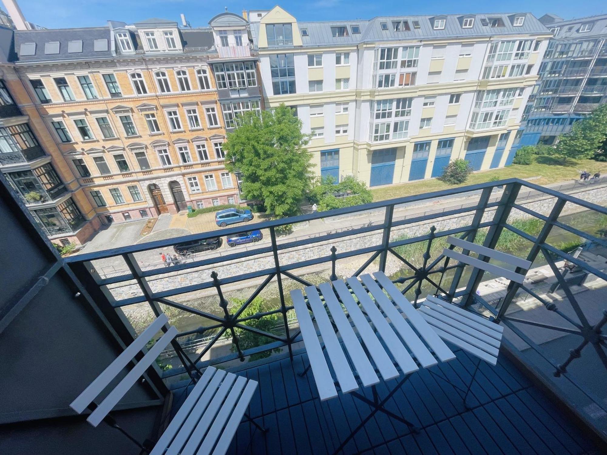 Innenstadt Refugium In Ruhiger Wasserlage+Balkon Leipzig Bagian luar foto